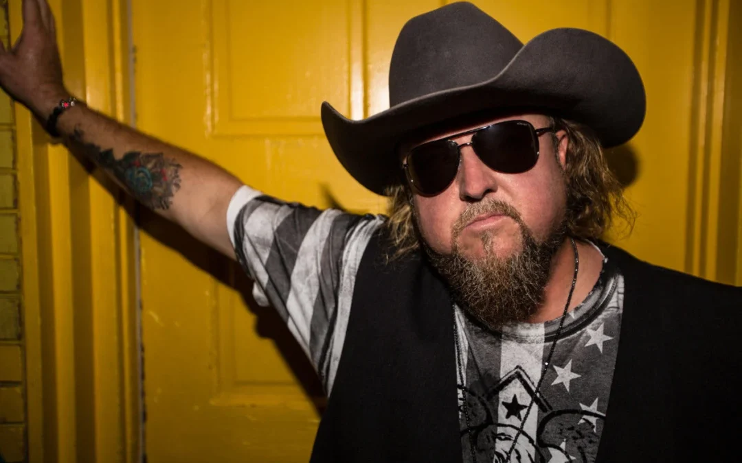 Colt Ford~The Dusty Armadillo